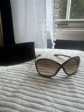 Tom Ford Brown Gradient Lens Women’s Sunglasses